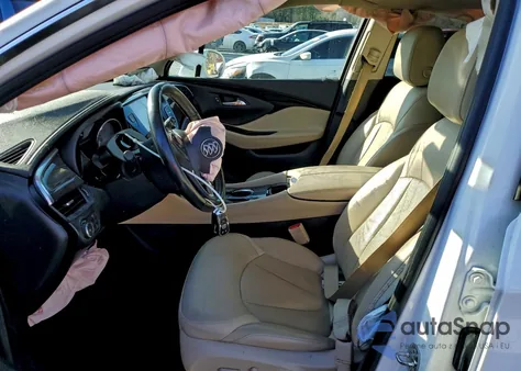 2019 Buick Envision Essence z USA, uszkodzony, nr VIN LRBFXCSA5KD014547